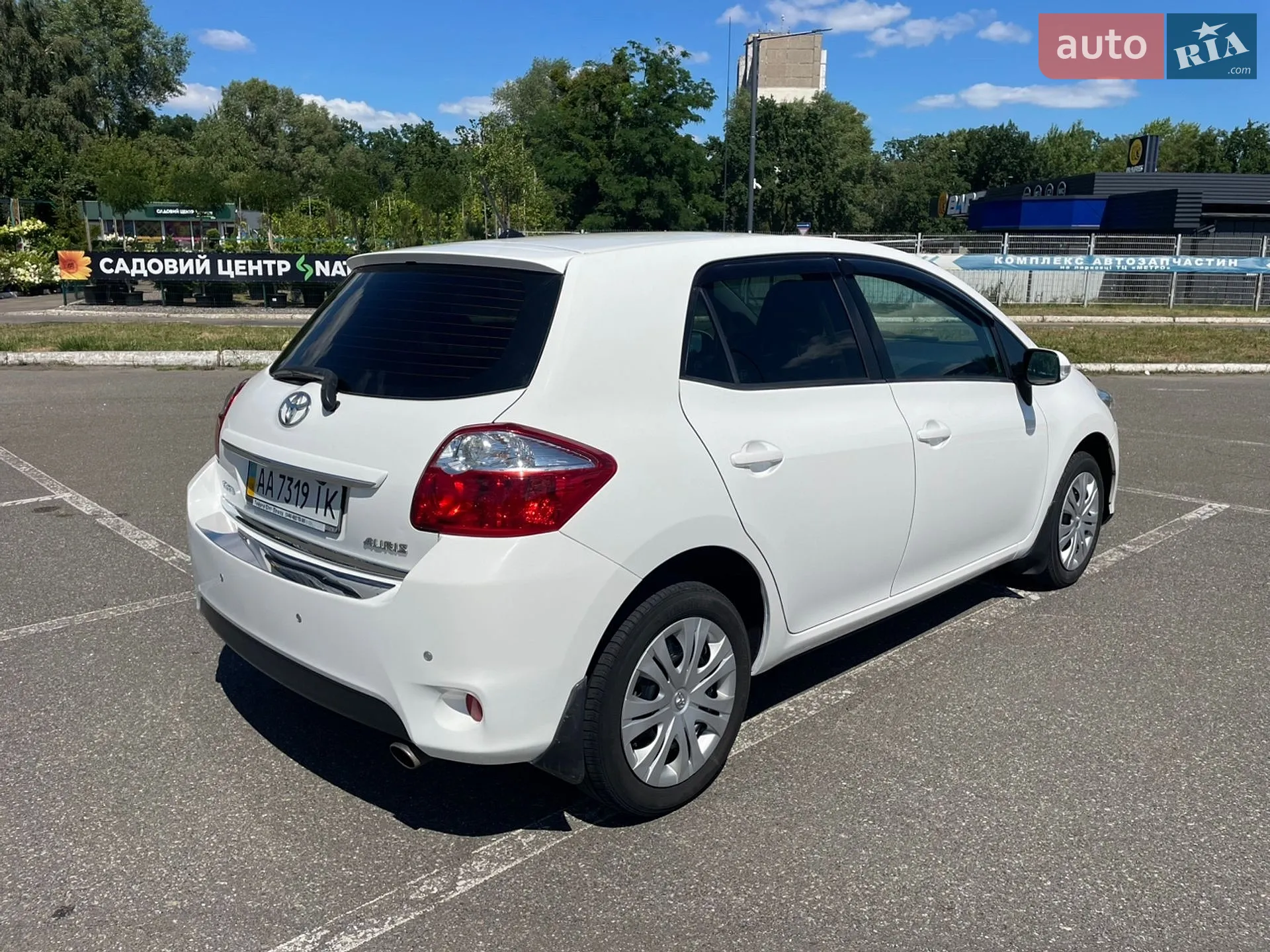 2011 Toyota Auris - мініатюра 10