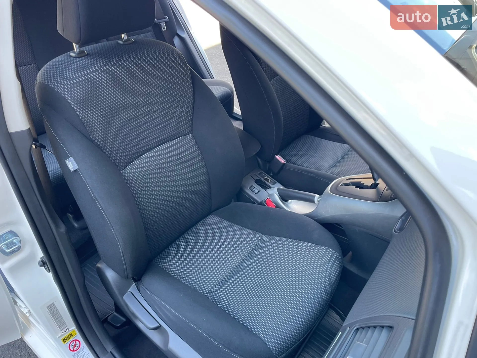 2011 Toyota Auris - мініатюра 13