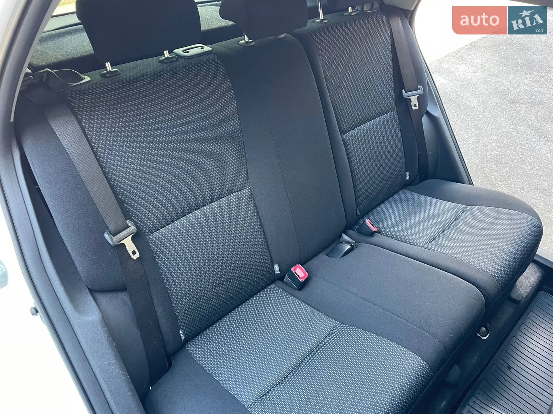 2011 Toyota Auris - мініатюра 15