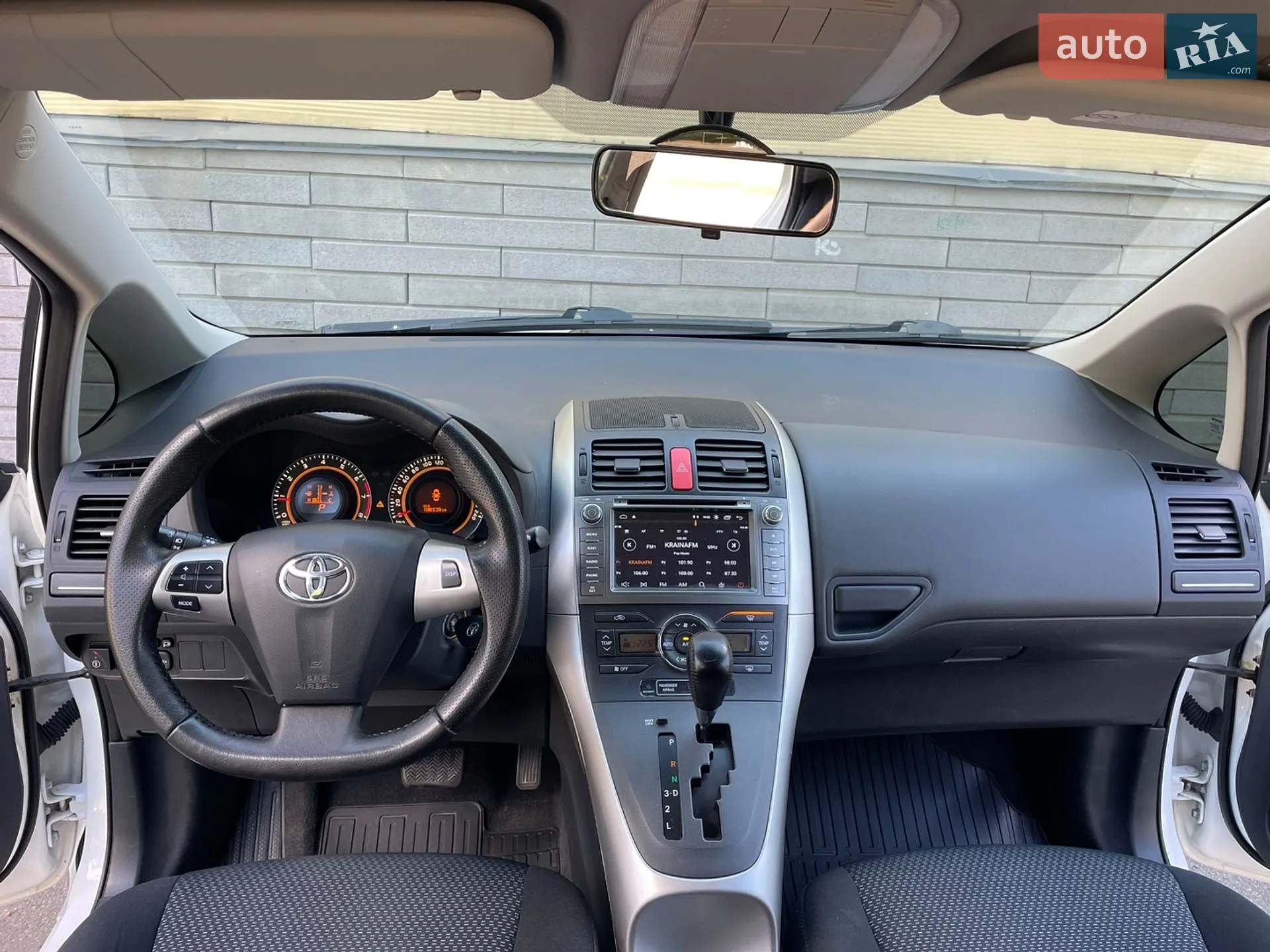 2011 Toyota Auris - мініатюра 19
