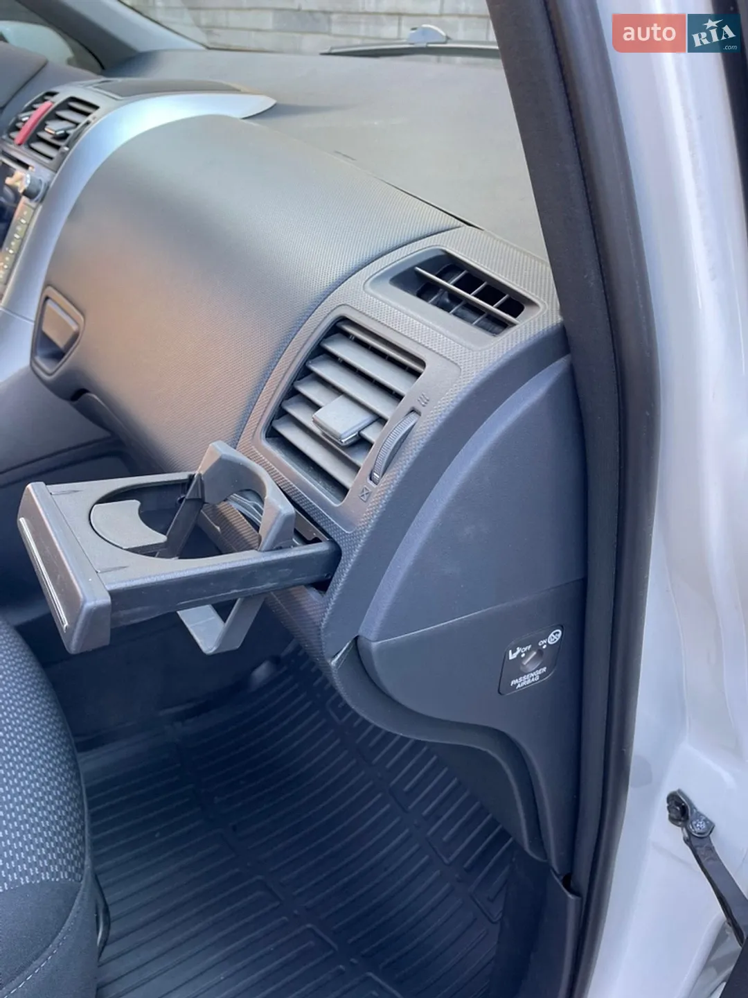 2011 Toyota Auris - мініатюра 27