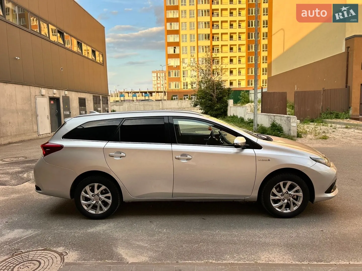 2015 Toyota Auris - мініатюра 4