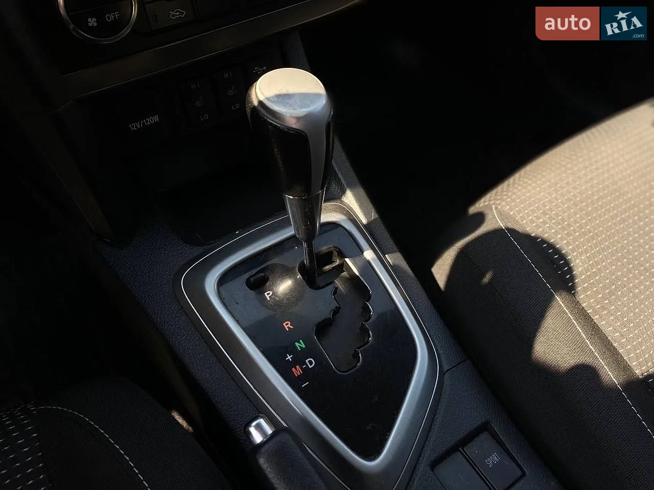 2013 Toyota Auris - мініатюра 35