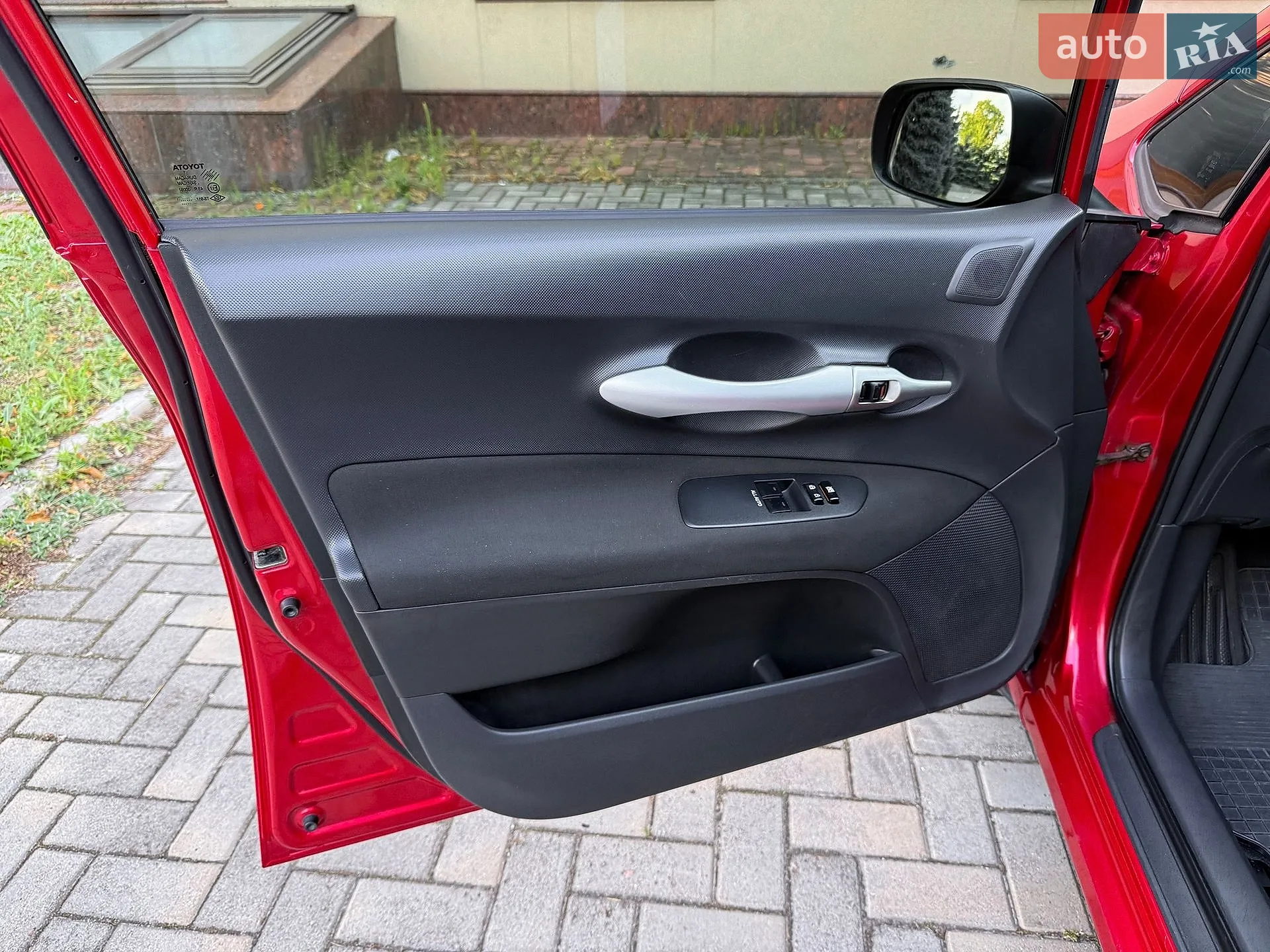 2011 Toyota Auris - мініатюра 55