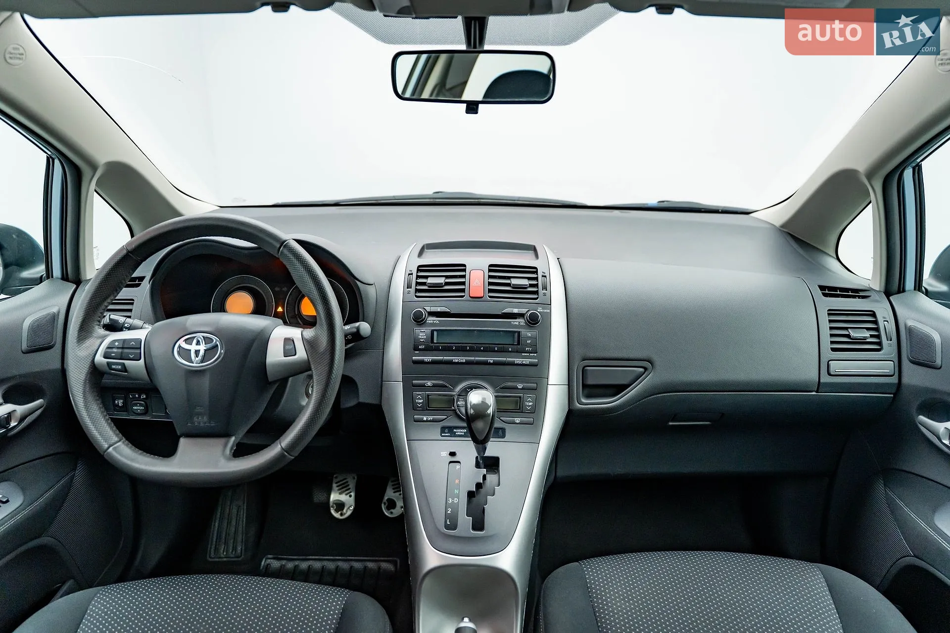 2012 Toyota Auris - мініатюра 10