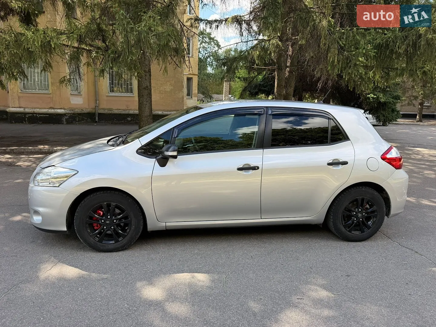 2010 Toyota Auris - мініатюра 10