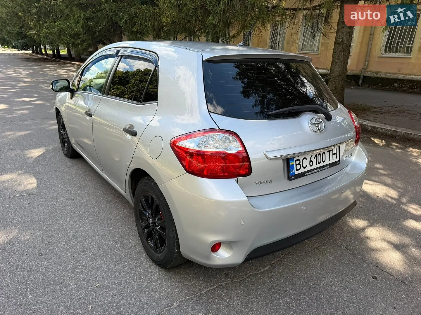 2010 Toyota Auris - мініатюра 9