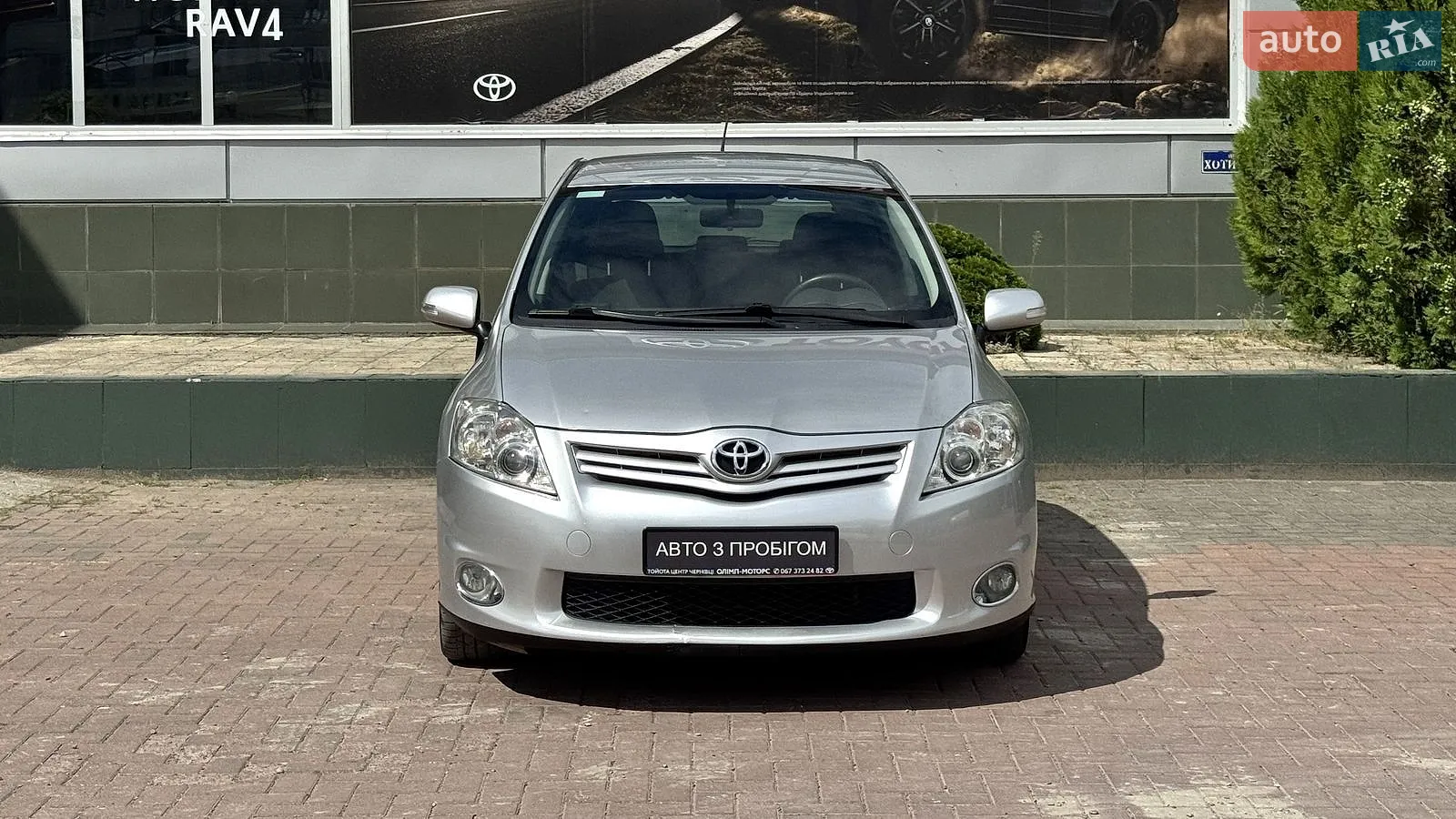 2012 Toyota Auris - мініатюра 2