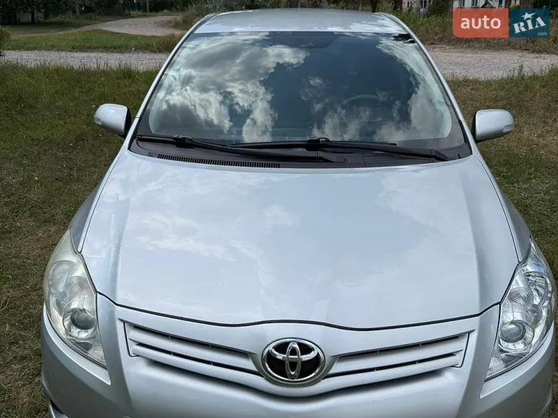 Toyota Auris 2013