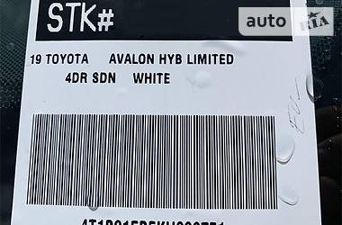 Седан Toyota Avalon 2019 в 