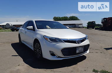 Седан Toyota Avalon 2014 в Полтаве