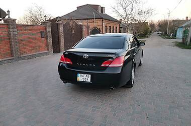 Седан Toyota Avalon 2006 в 