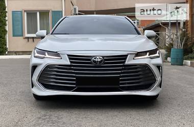 Седан Toyota Avalon 2019 в Києві