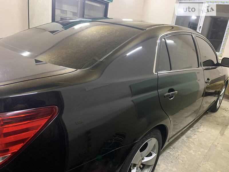 Седан Toyota Avalon 2007 в Киеве