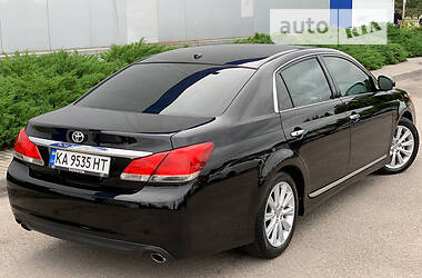 Седан Toyota Avalon 2012 в Дніпрі