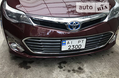 Седан Toyota Avalon 2014 в Ирпене