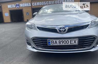 Седан Toyota Avalon 2013 в Благовіщенську