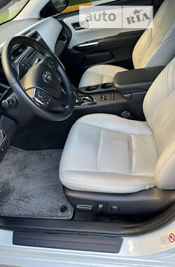 Седан Toyota Avalon 2016 в 