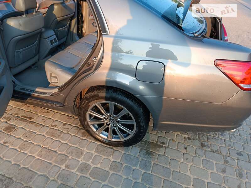Седан Toyota Avalon 2007 в Львове