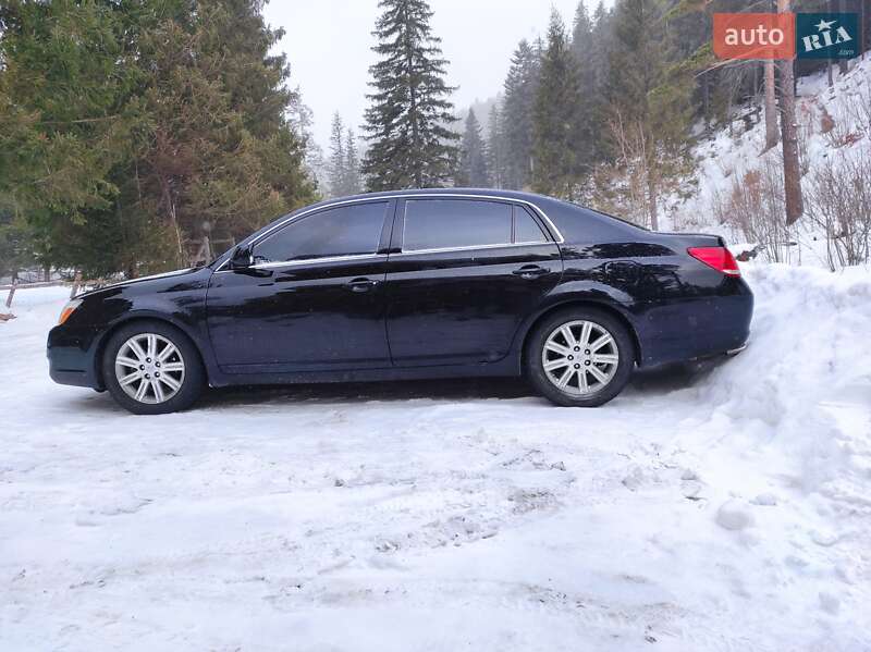 Седан Toyota Avalon 2006 в Одесі