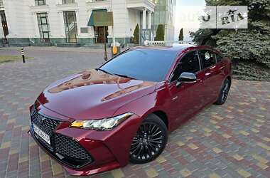Седан Toyota Avalon 2019 в Одесі
