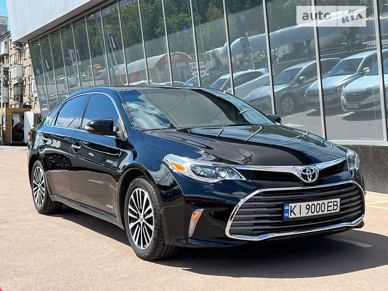 Седан Toyota Avalon 2014 в Києві