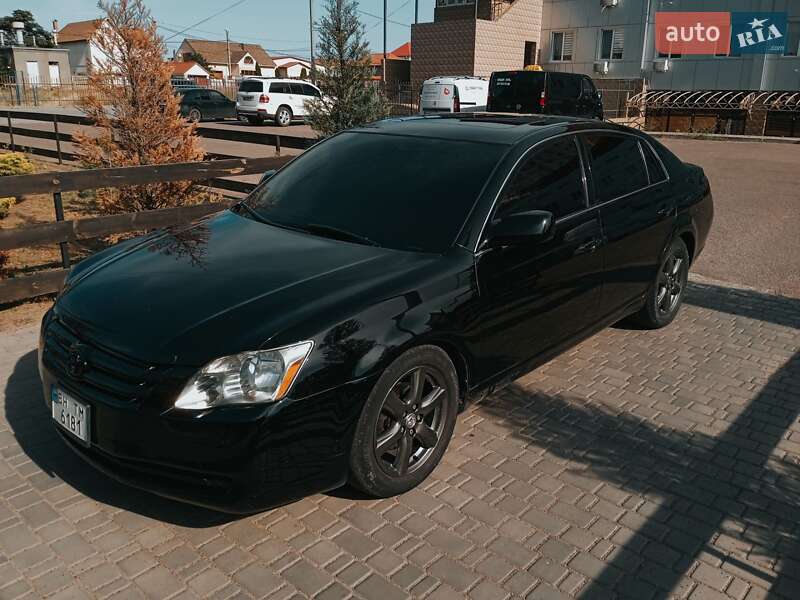 Седан Toyota Avalon 2006 в Белгороде-Днестровском