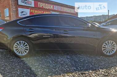 Седан Toyota Avalon 2013 в Смілі