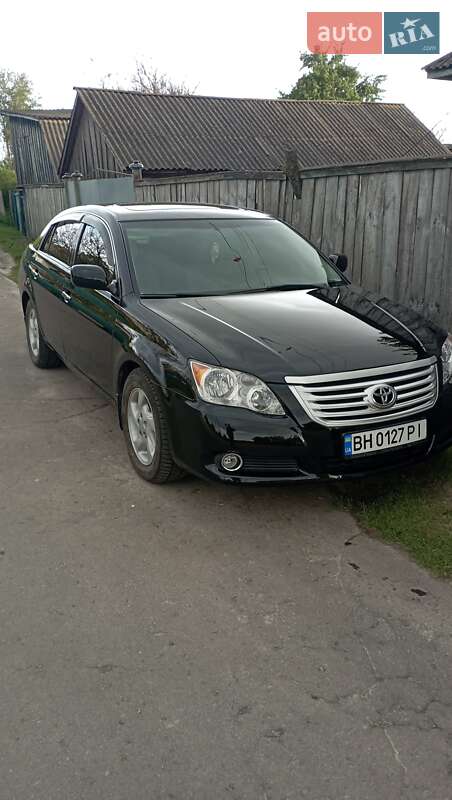 Седан Toyota Avalon 2007 в Куликівці