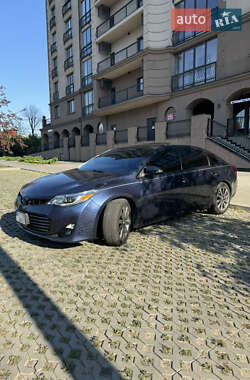 Седан Toyota Avalon 2014 в 