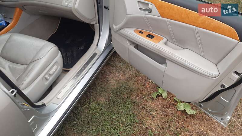 Седан Toyota Avalon 2007 в Києві