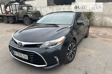 Седан Toyota Avalon 2015 в Житомире