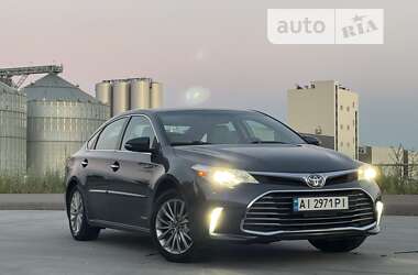 Седан Toyota Avalon 2016 в Борисполі