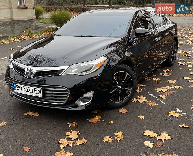 Седан Toyota Avalon 2013 в Бродах