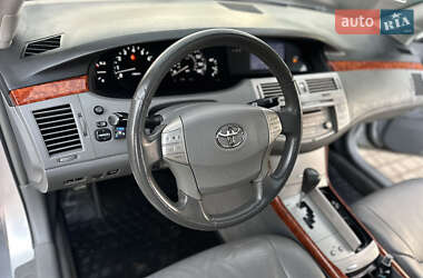 Седан Toyota Avalon 2005 в Кривом Роге