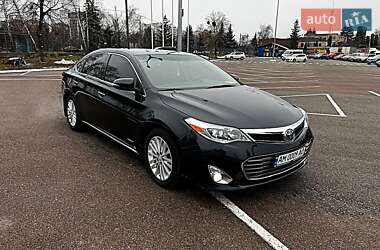 Седан Toyota Avalon 2015 в Житомирі