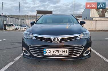 Седан Toyota Avalon 2015 в Києві