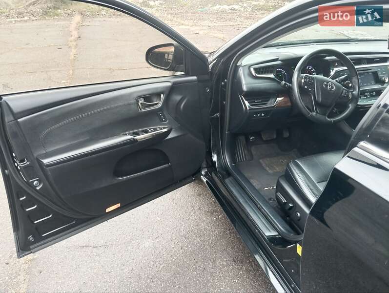 Седан Toyota Avalon 2014 в Запорожье