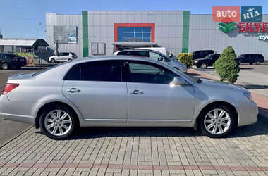 Седан Toyota Avalon 2006 в 