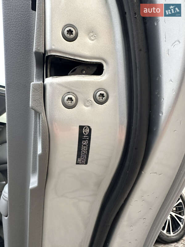 Седан Toyota Avalon 2005 в Кривом Роге фото 62 Седан Toyota Avalon 2005 в Кривом Роге