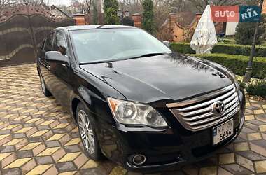 Седан Toyota Avalon 2008 в Киеве