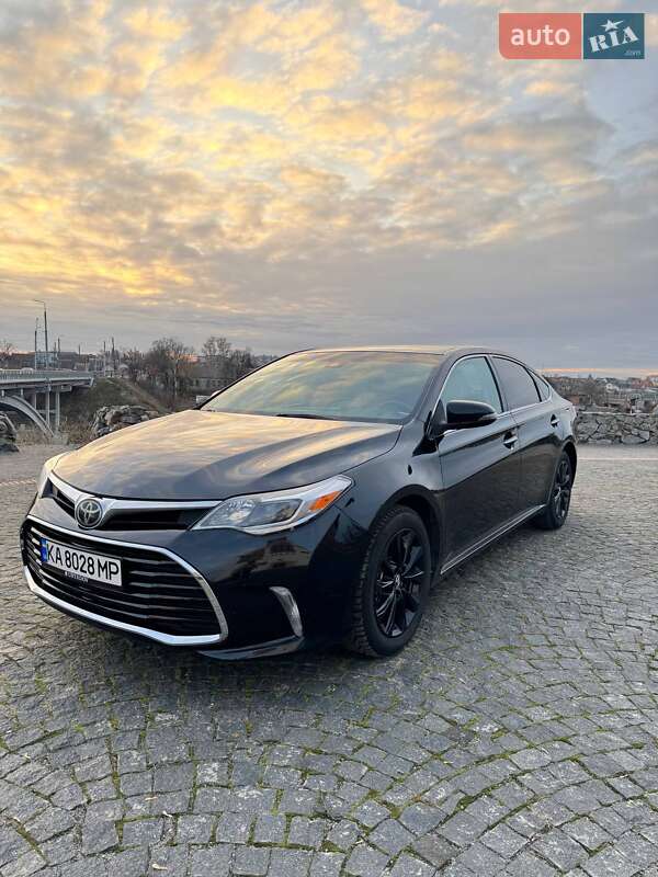 Седан Toyota Avalon 2017 в Белой Церкви