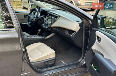 Седан Toyota Avalon 2014 в 