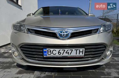 Седан Toyota Avalon 2014 в 
