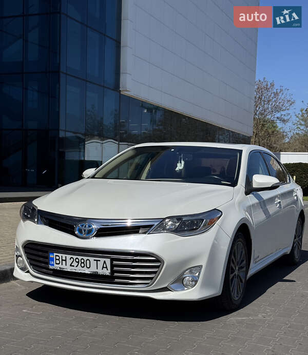 Седан Toyota Avalon 2014 в Одессе