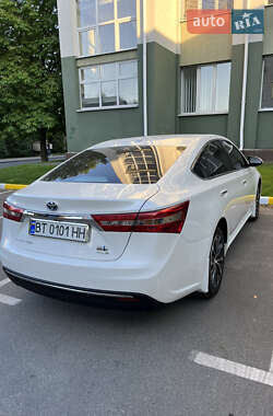 Седан Toyota Avalon 2016 в 