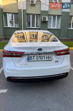 Седан Toyota Avalon 2016 в 