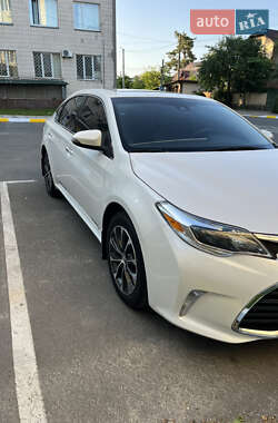 Седан Toyota Avalon 2016 в 