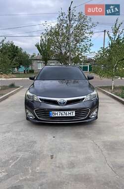 Седан Toyota Avalon 2013 в Болграде