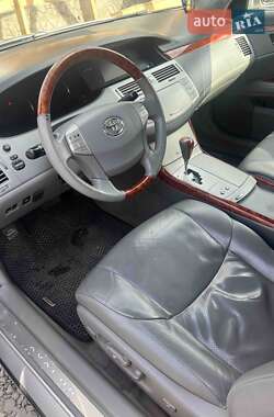 Седан Toyota Avalon 2006 в 